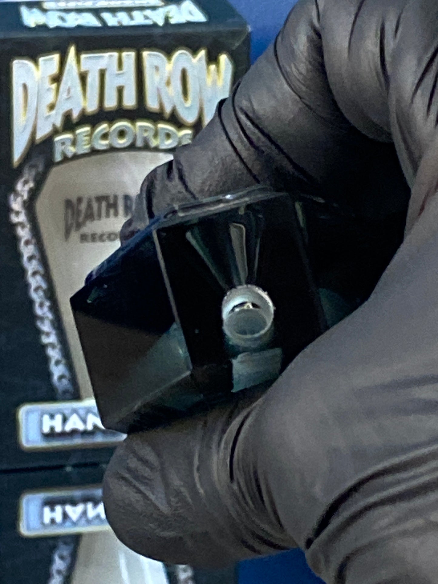 Death Row Records Coffin Hand Pipe 4" Weiß - Legendäres Hip-Hop Sammlerstück