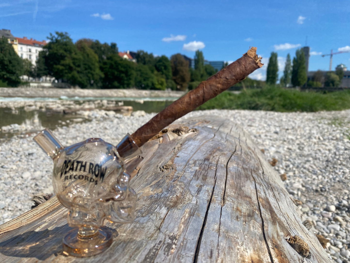 Death Row Records Skull Blunt Bubbler 3" - Düsteres Hip-Hop Sammlerstück