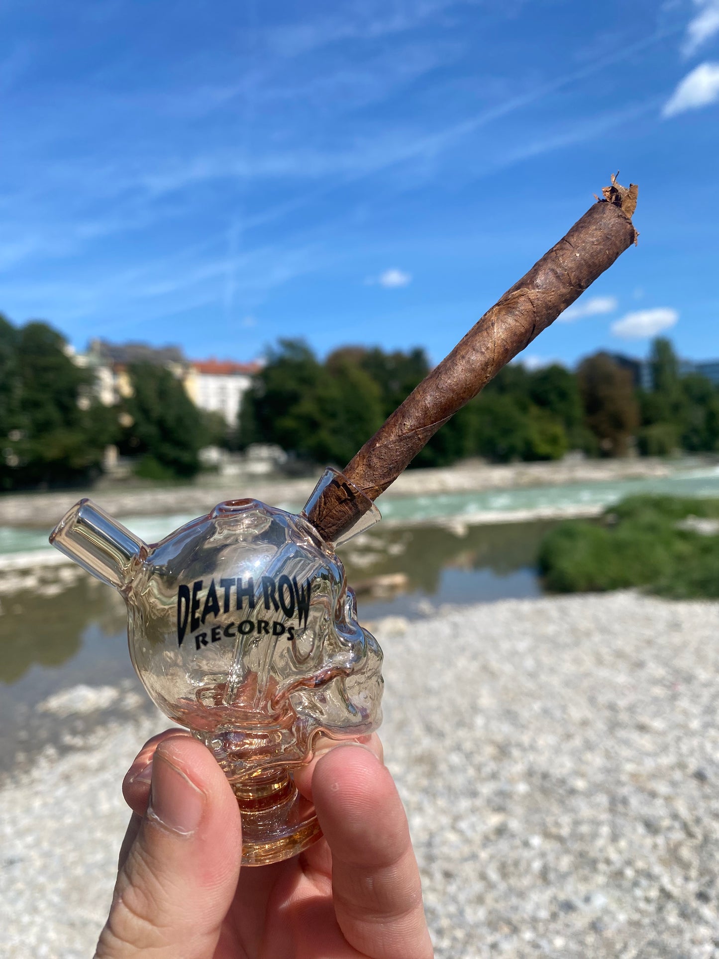 Death Row Records Skull Blunt Bubbler 3" - Düsteres Hip-Hop Sammlerstück